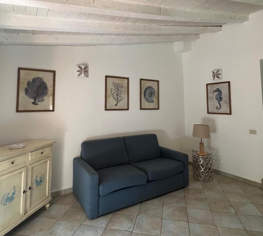Appartamento Il Caracolo A Cala Francese La Maddalena  Dış mekan fotoğraf